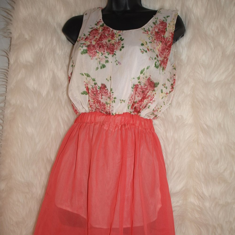 HOMEMADE DRESS SIZE S USED Coral With White Flowers